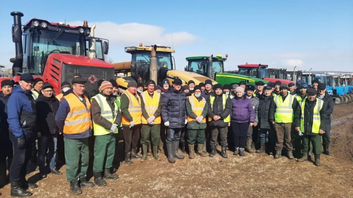 Сельхозпроизводители Татарстана приступили к весенним работам в полях